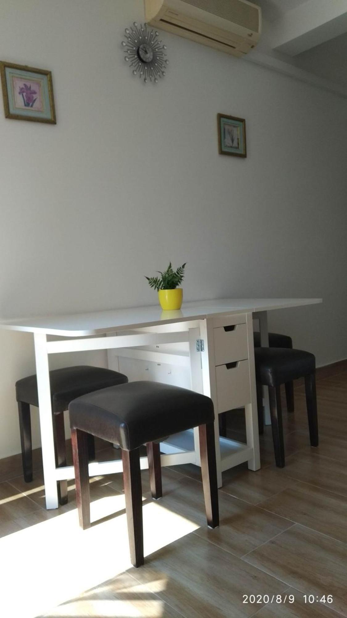 Apartman Turanj Bilik gambar